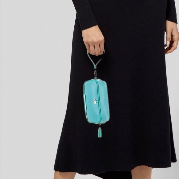 Anya Hindmarch Camera Bag/ Wristlet - Picture 4 of 13